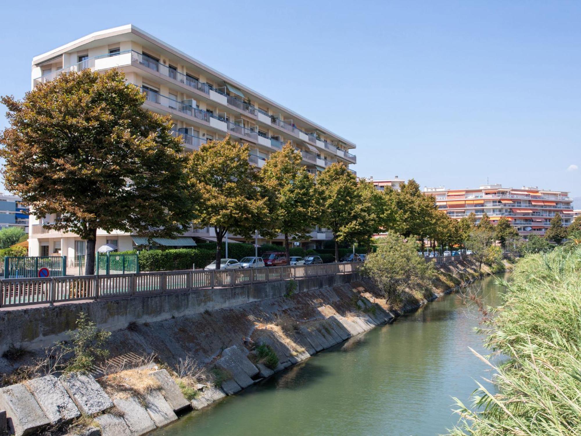 Studio Le Cagnes Beach-1 By Interhome Bagian luar foto
